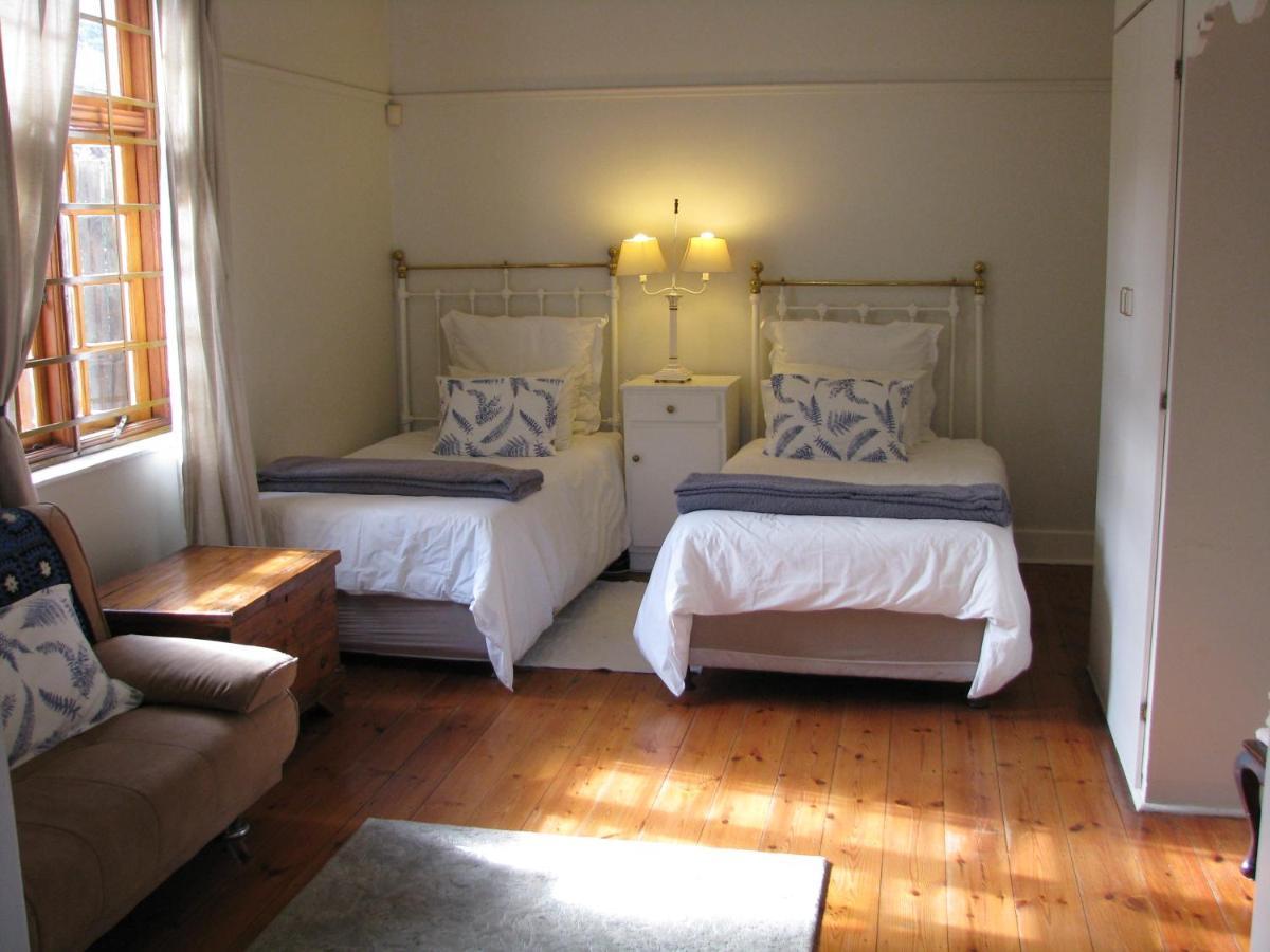 Kaiser'S B&B Grahamstown Exterior photo
