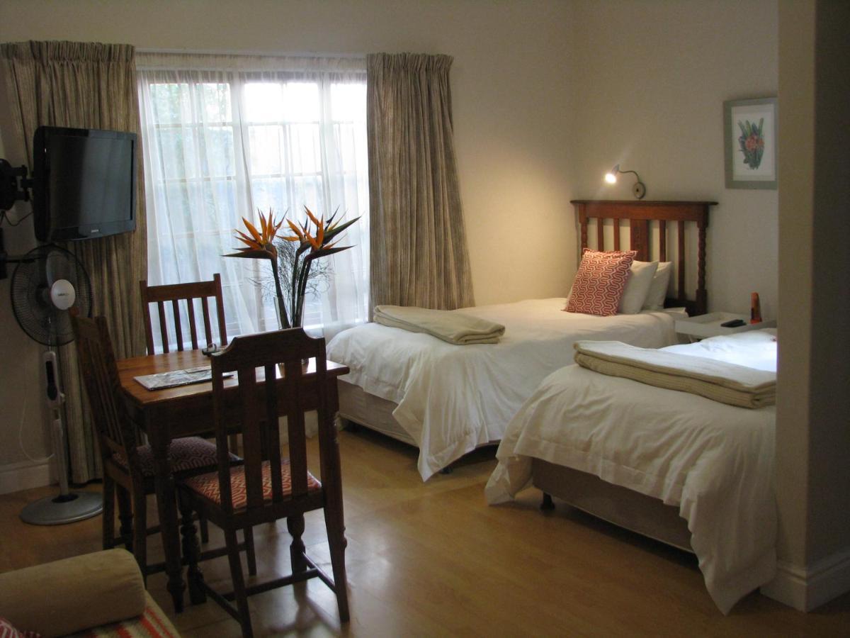 Kaiser'S B&B Grahamstown Exterior photo